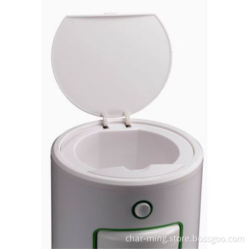 Espresso coffee maker in compact size with boiler and pump and with 2 interchangeable filter